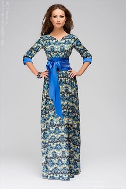 Платье темно-синее длины макси с орнаментом и декоративной деталью на вороте